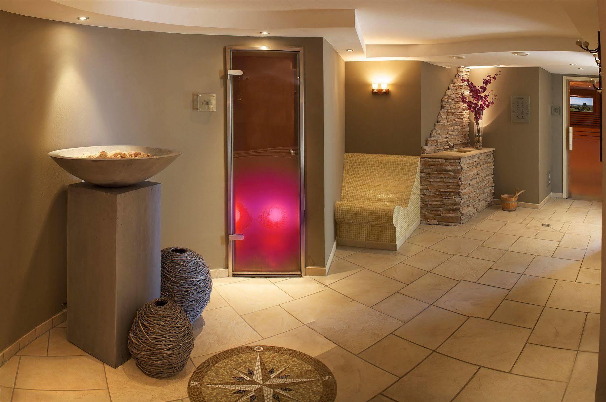 Romantik Seehotel Eichenhain Pelzerhaken Bagian luar foto